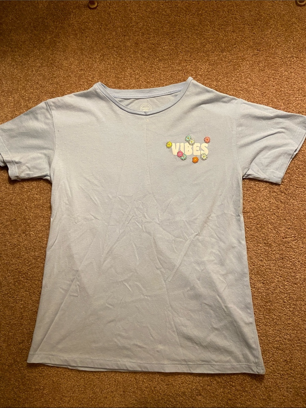 wonder nation Light Blue 'Real Good Vibes' Graphic Tee with Multicolor Daisies
